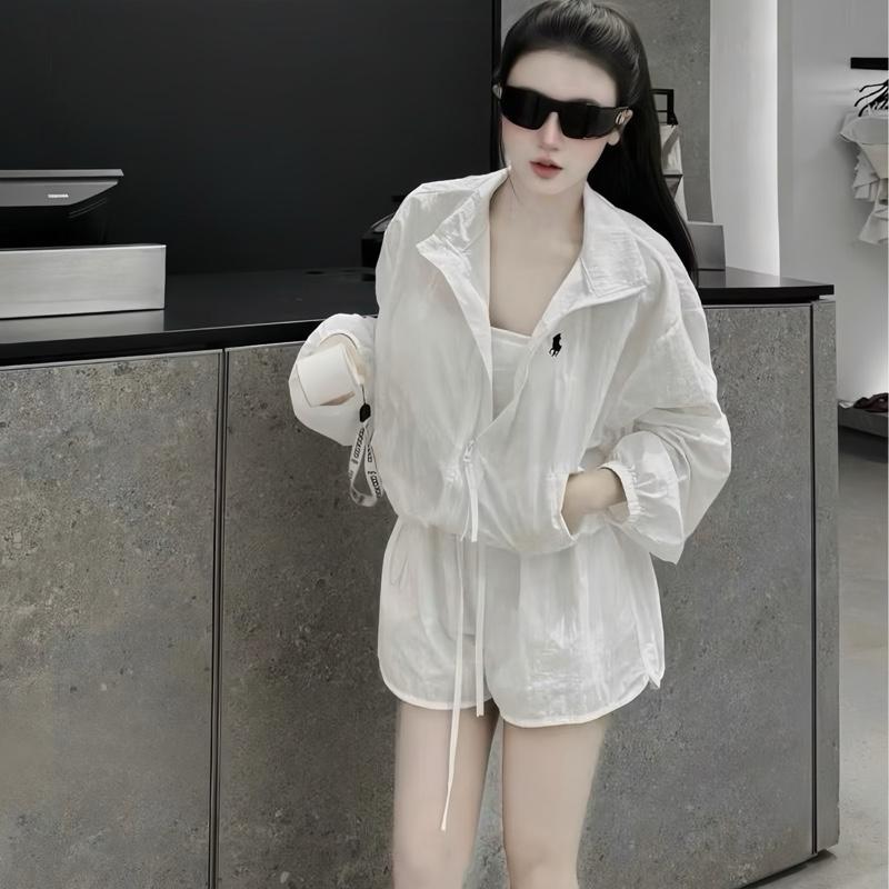 Bộ gió đũi nhăn kéo khoá fom dáng thể thao trẻ trung năng động . Quần cạp chun có túi