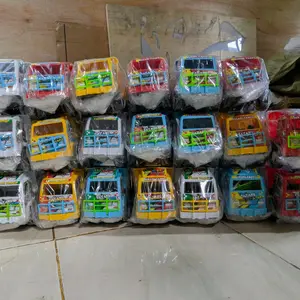TRUK TRONTON PLASTIK WARNA WARNI DENGAN KATA KATA