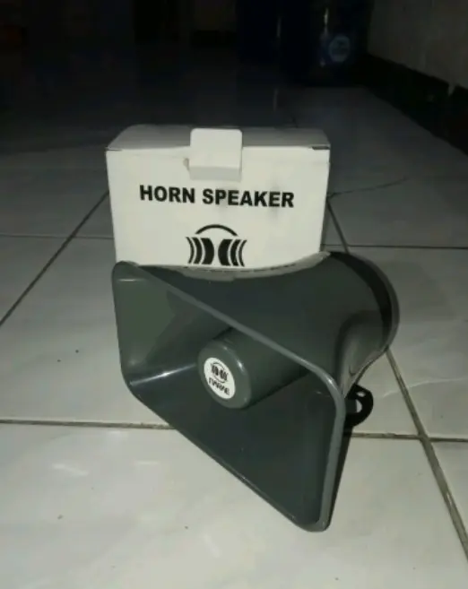 Toa speaker narae 12 watt bisa dipasangkan dengan modul sirine 12 suara 2