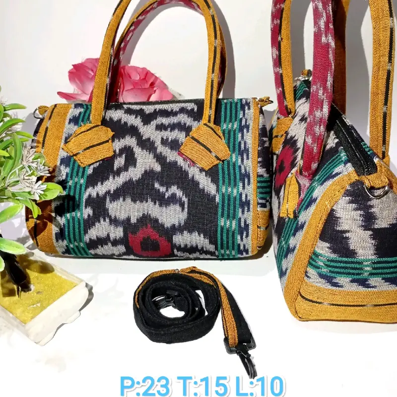 Tas Jinjing Tenun Etnik Lombok Toraja Wanita, Ukuran 23x15x10cm - Perempuan 5