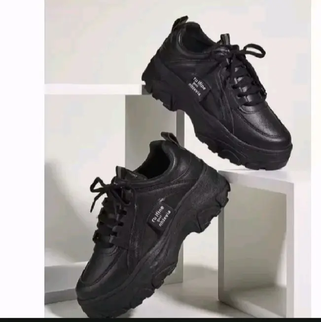 sepatu sneakers wanita sepatu sekolah cewe full hitam putih sepatu cewe korean style pesions sepatu casual cewe