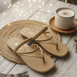 SANDAL WANITA MODEL JEPIT, COCOK UNTUK SANTAI/ HANGOUT