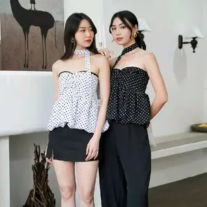 Baloney Top Nomi Polkadot Tube Top Feminine Motif Polkadot Karet Smock Elastis Renda Tali Pita Terpisah Warna Hitam Putih