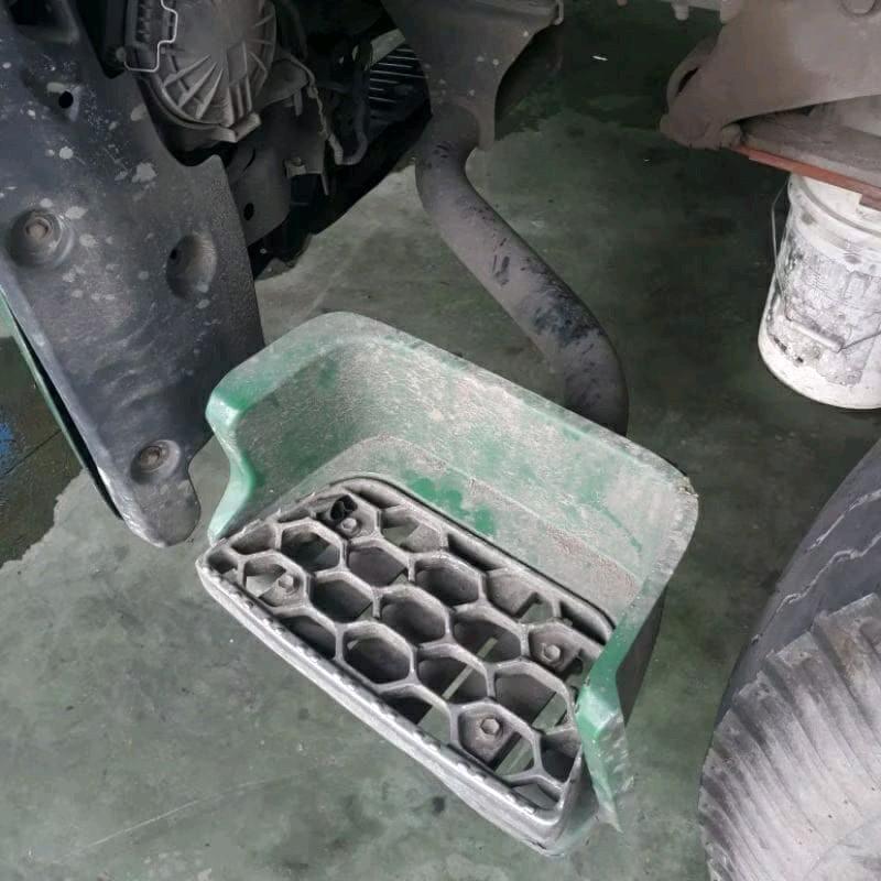 Pijakan Kaki / Plate Step Hino 500 New Gen HGP 51771-EW022 2