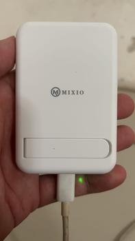 Product Review of MIXIO MP-05 WIRELESS POWER BANK 5000MAH MAGNETIC MAGSAFE 20W FAST CHARGING from M**D 2