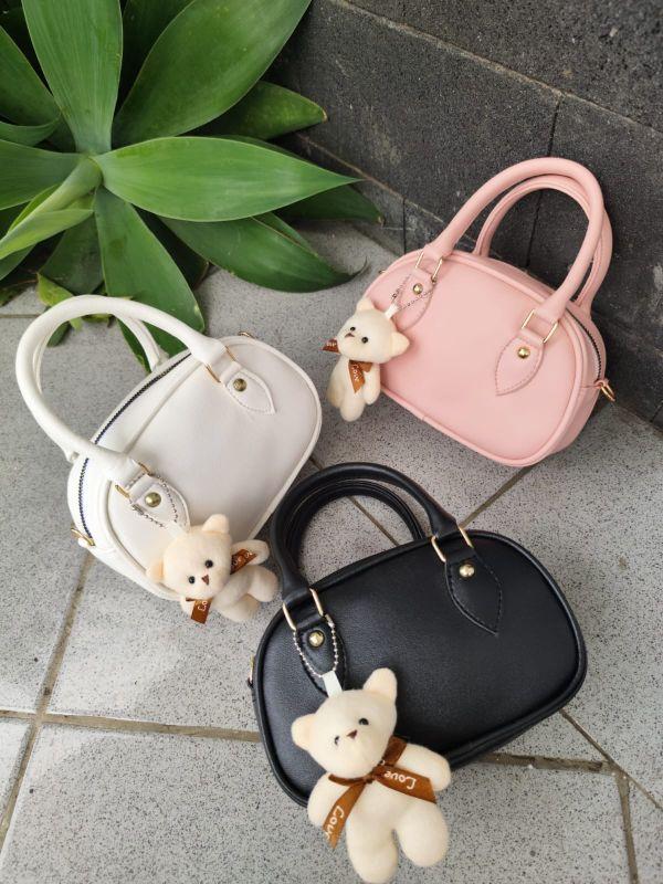 TAS Wanita Livie kekinian Korean Style terbaru free gantungan boneka teddy bear