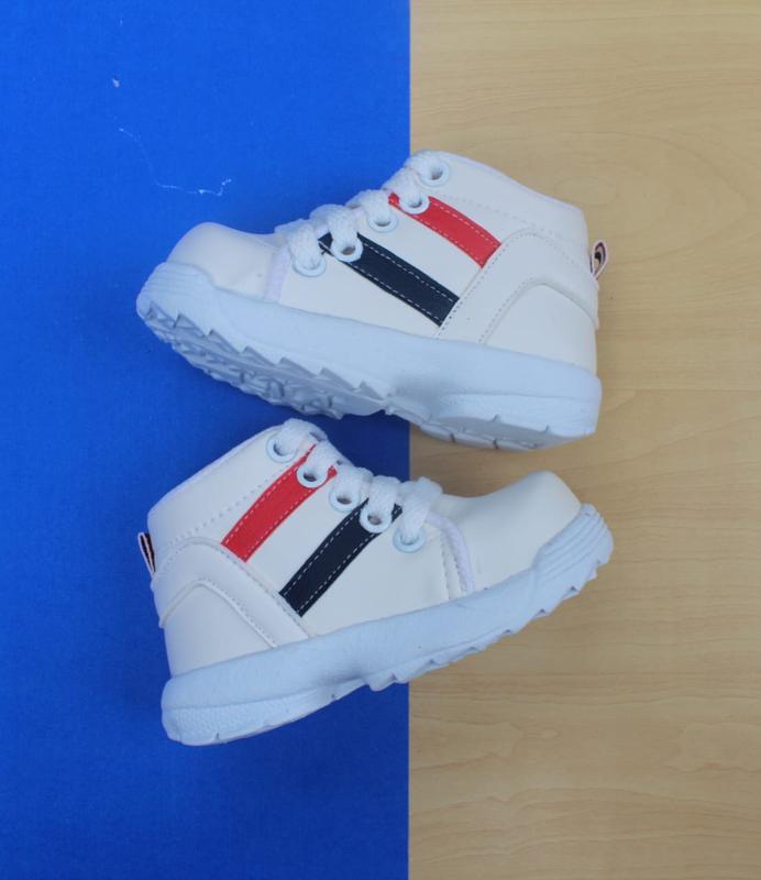 Sepatu boot anak usia 1 s/d 3 tahun/sepatu boot anak murah 2