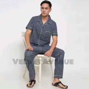 Velvet Avenue - Piyama Pria SERGIO Baju Tidur Laki Laki Premium Men Sleepwear Set Seserahan Hantaran Nikah Man Pajamas Katun Setelan Cowok Dewasa Velvet Avenue - Piyama Pria SERGIO Baju Tidur Laki Laki Premium Men Sleepwear Set Seserahan Hantaran Nikah Man Pajamas Katun Setelan Cowok Dewasa