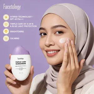 【100%ORI】Facetology Triple Care Sunscreen SPF40 PA+++ 40ml  Tabir Surya Ringan Tidak Berminyak Untuk Kulit Sensitif & Berjerawat dan wajah facetology produk oily skin mengandung Niacinamide Mencerahkan Tinted bare Healthy Glow ungu