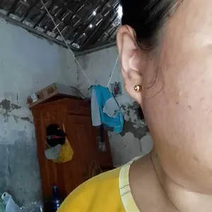 Anting Tusuk Pentol gold Perhiasan Perempuan Elegan