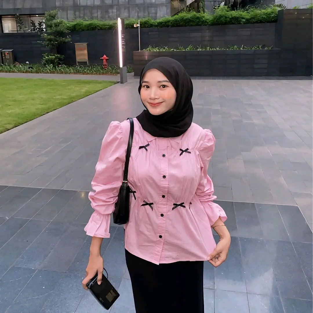 Clea Blouse Pita Wanita Lengan Panjang Blouse Korean Style Cantik Crop  Fit blouse  vintage