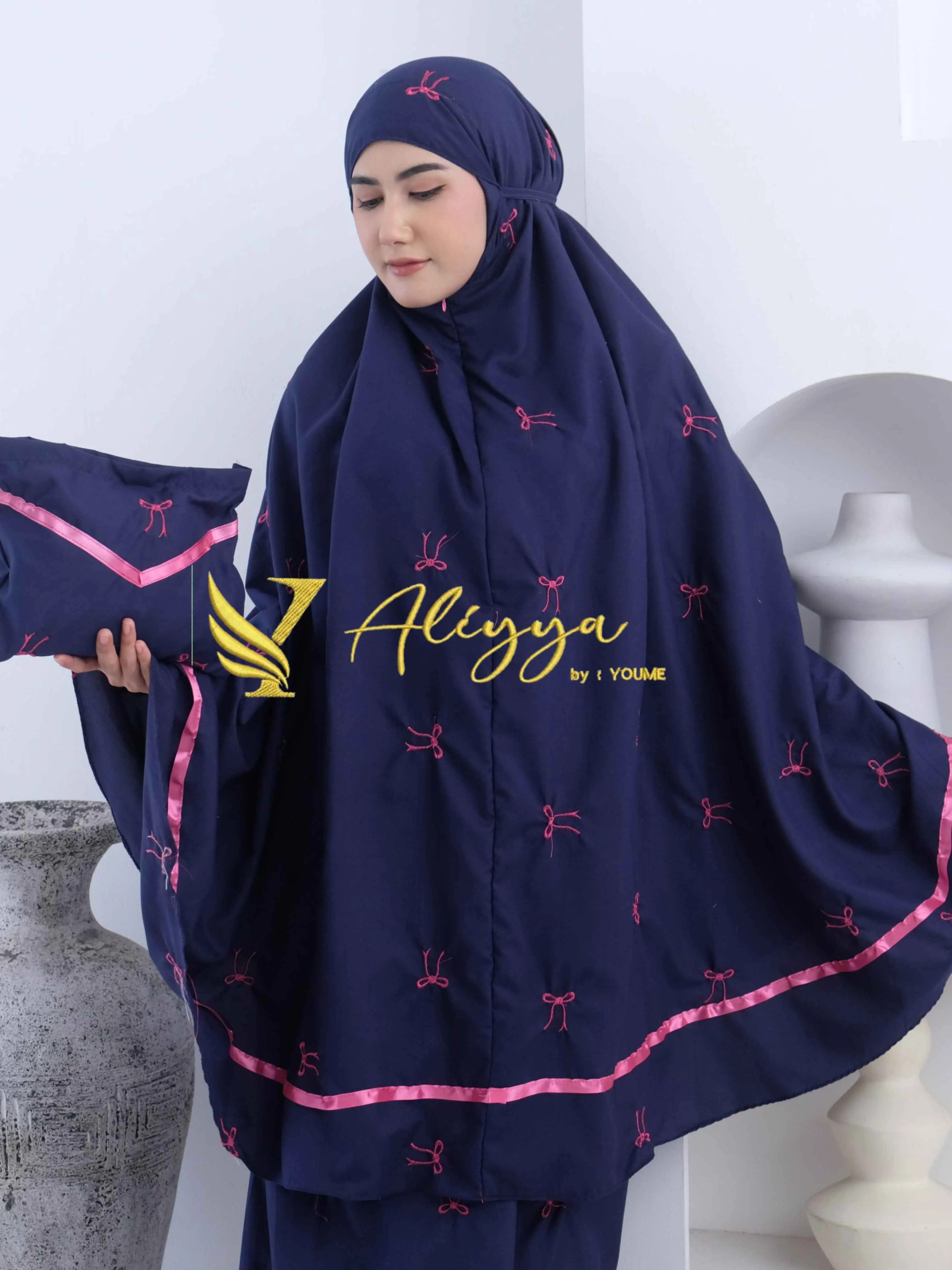 Mukena Dewasa Cinnamon coquette Dengan Kesan Elegan