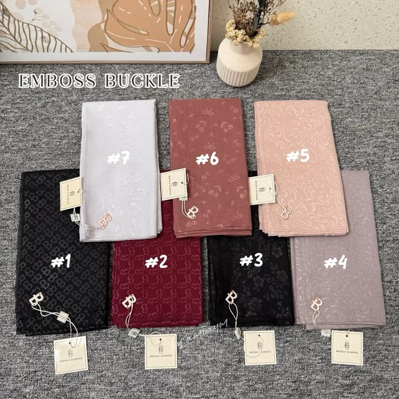 HIJAB BUCKLE EMBOSS | PACKING WITH POUCH | HIJAB WITH METAL LOGO | HIJAB VOAL EMBOSS 3