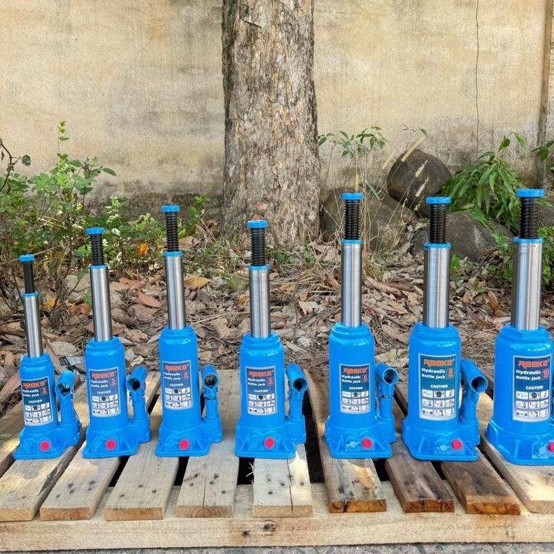 Kích thuỷ lực Reeke. Tải trọng 2 tấn đến 50 tấn   Bảo hành 6 tháng 1 đổi 1 tặng phụ tùng trọn đời  . Dùng nâng xe ô tô xe tải máy móc thiết bị 
