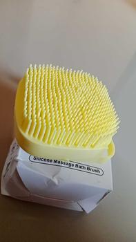 Product Review of Sikat Mandi Dispenser Silicon /Shower Brush Silicon / Sikat Silicone Lembut Dispenser Sabun Mandi   Silikon from T**1 2