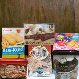 PAKET PREMIUM  KUE KALENG HOCK GUAN MIX CUBE WAFER DAPAT 6 MACAM