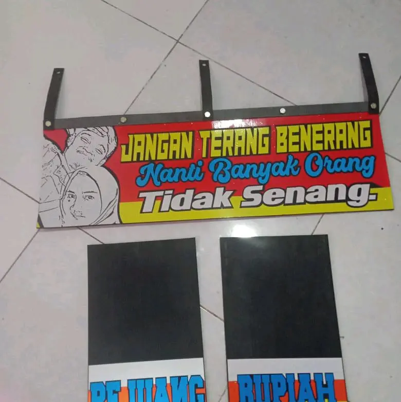 Karpet/Kepet Lumpur Roda Belakang Dan Pengaman Pick Up 1 Set Isi 3 Biji