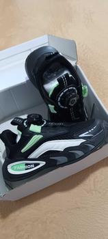 Product Review of Children Shoes Soft Sports Shoes Fashionable Casual Shoes Non Slip and Wear Resistant Rotary Buckle Design Kasut Kanak-Kanak Lembut Sukan Tahan from H**🍉 2