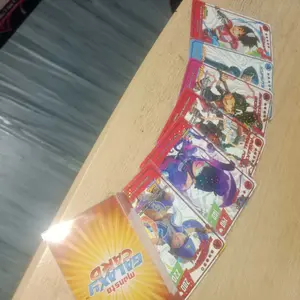 (12Bungkus) Mainan Anak Kartu Superhero Dan Kartun cowok dan cewek isi 12bks Card Toys Games