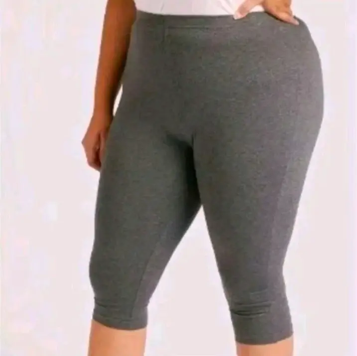 LEGGING KAOS 3/4 SUPER JUMBO >BB (85kg- 120kg) BIG SIZE - Legging Bawah Lutut Super Jumbo Soft Rayon - Celana Tebal Stretch Stylish Nyaman