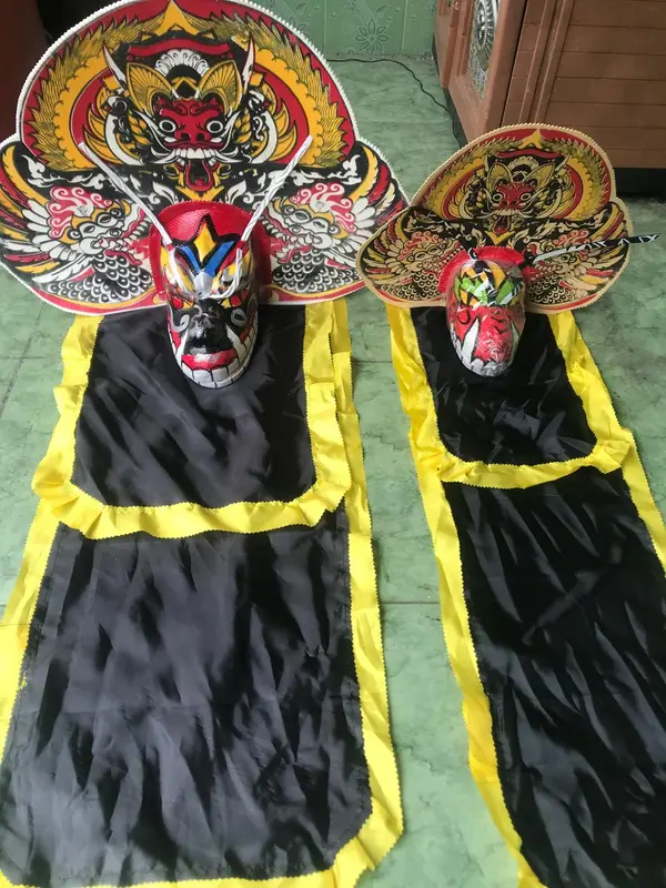 Barongan jumbo devil Leak bali , caplok kayu kemul panjang , mainan tk sd barongan kuda lumping , jaranan , kuda lumping. 4