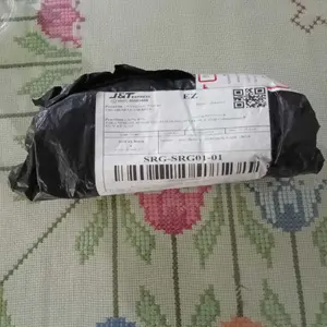 Alkohol Pads Kapas Alkohol / Isi 100Pcs Tissue Alkohol / Antiseptik untuk bersihkan luka