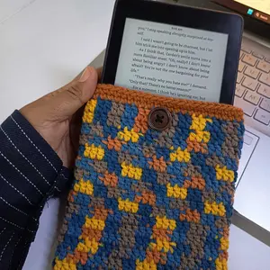 Casing E-Reader / Kindle / Boox Sleeve Cover Rajut Crochet