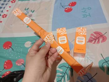 Product Review of GMEELAN Orange Exfoliating Whitening Gel Remove Blackheads Deep Cleaning Facial Scrub Peeling from J**2 1