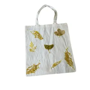 TOTE BAG LANGIT SKANSA ECOPRINT - MOTIF DEDAUNAN (LIMITED EDITION)