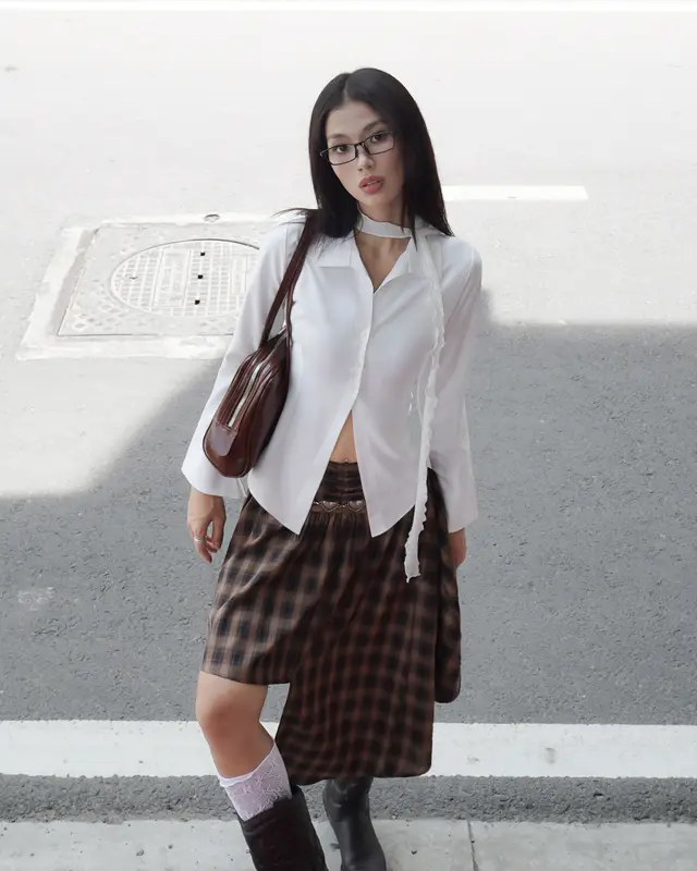 (SM04) DALLA Áo sơ mi trắng nữ phom ôm tay dài 1