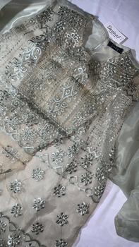 Product Review of CALULA OUTER DRESS / OUTER ORGANZA BORDIR / OUTER SILANG PREMIUM from h**💐 1
