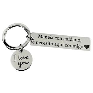 Llavero de Acero Inoxidable Fino con Grabado Laser y Cajita de Regalo Perfecto para Pareja y Amigos Medidas 1.2x5cm y 1.7cm