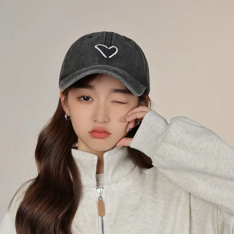 Love Embroidered Baseball Cap, Washed Soft Top Men and Women Baseball Cap, Peach Heart Casual All-Match Hat