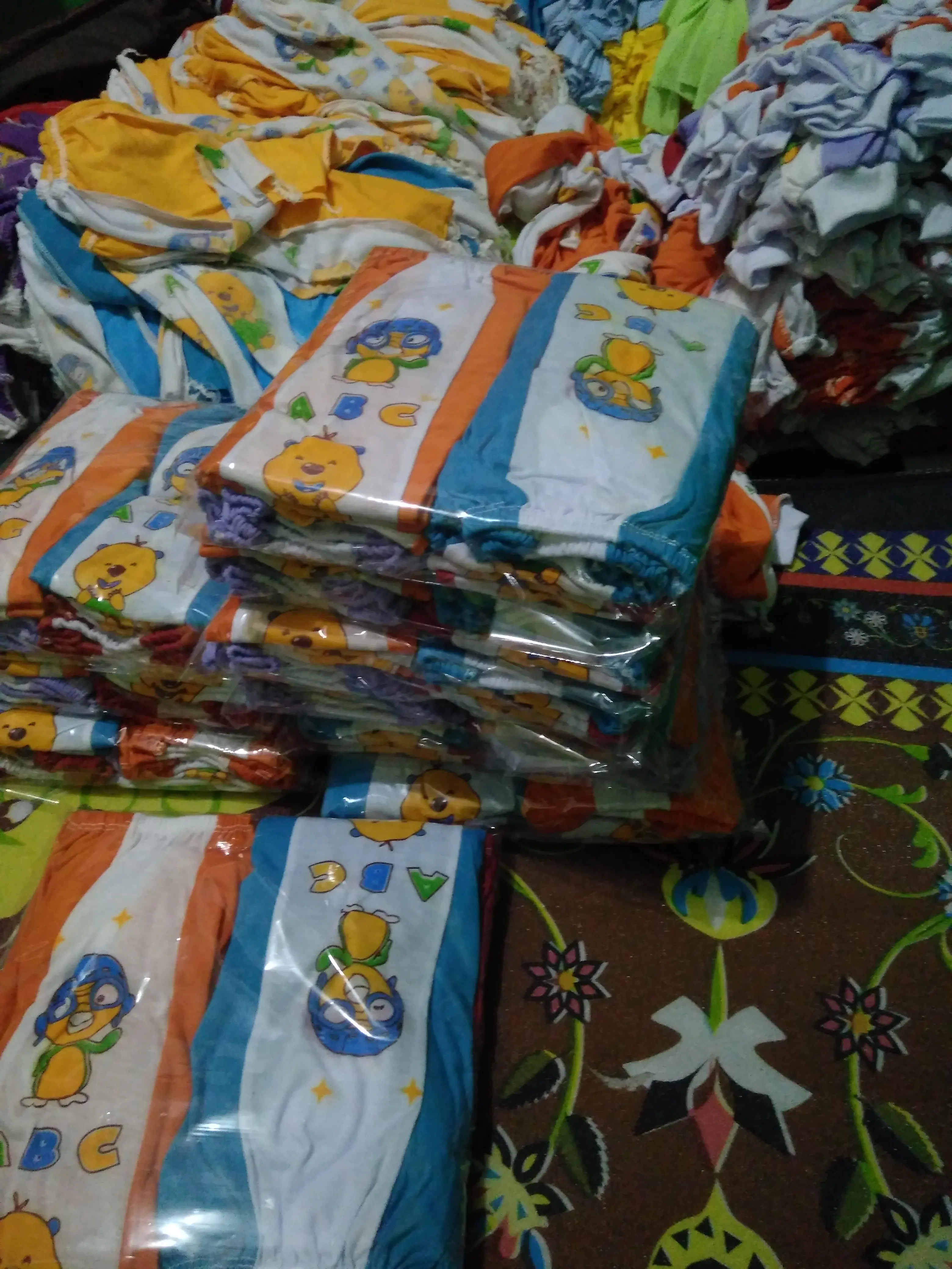 paket celana panjang anak lusinan untuk anak usia 6-12 bulan