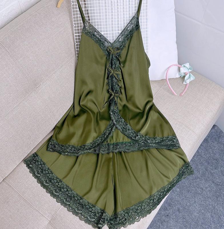  Bigsize  65Kg - 90Kg  Đồ Ngủ Nữ Bigsize Đồ Bộ Nữ Đồ Mặc Nhà Đồ Ngủ Xinh. Chất Vải Lụa Latin Trơn Phối Ren Áo Có Tăng Đưa,Quần Đùi Viền Ren Dành Cho Nữ 