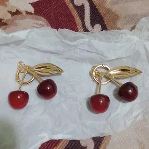 Asesoris Tas Variasi V007 CHERRY / Gantungan Tas / Keychain - EMAS MUDA - Aksesoris Tas (IMPORT)