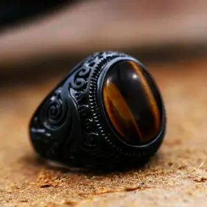 Cincin Jari Mata Harimau Hitam dengan Desain Elegan dan Batu Mata Harimau yang Menawan