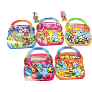 Buku Menggambar Dengan 3 Crayon Motif Random