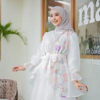 Gambar KIMONO ORGANZA OUTER Modern Brukat Vintage Bordir Premium Outfit Atasan Wanita - Organza Black, All Size dari Delova Wardrobe Kab. Bantul 1 Tokopedia