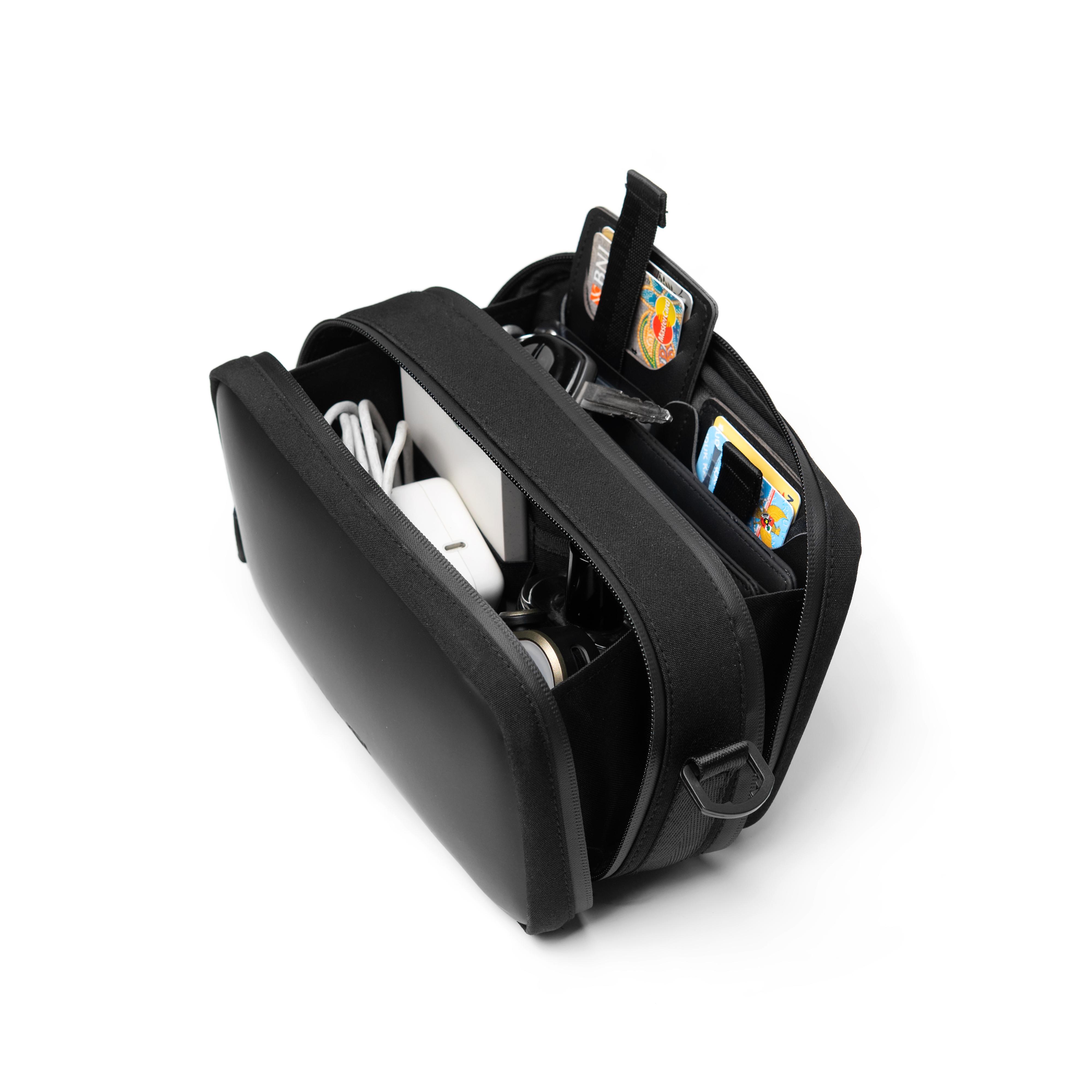 MIVVER | NOURIS Exclusive Clucth Tas Tangan Pria Hand Bag Tas Selempang Pria Waterproof Hitam