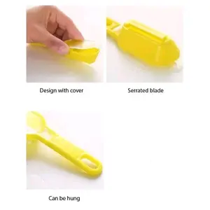 Alat Pembersih Sisik Ikan Kerok Peeler Pengupas Praktis Fish Scale Skin Scrapper Anti Berantakan
