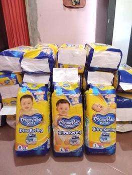 Product Review of Popok Balita Reguler dan jumbo  Merries good Skin [Mamypoko Sensi Pokky BabyHappy] Jatim Bayi Diapers from L**a N** 0