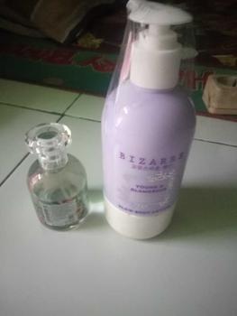 Product Review of BIZARRE Glow Body Lotion Lotion Kulit Tubuh 300 ML from W**a S**o 0