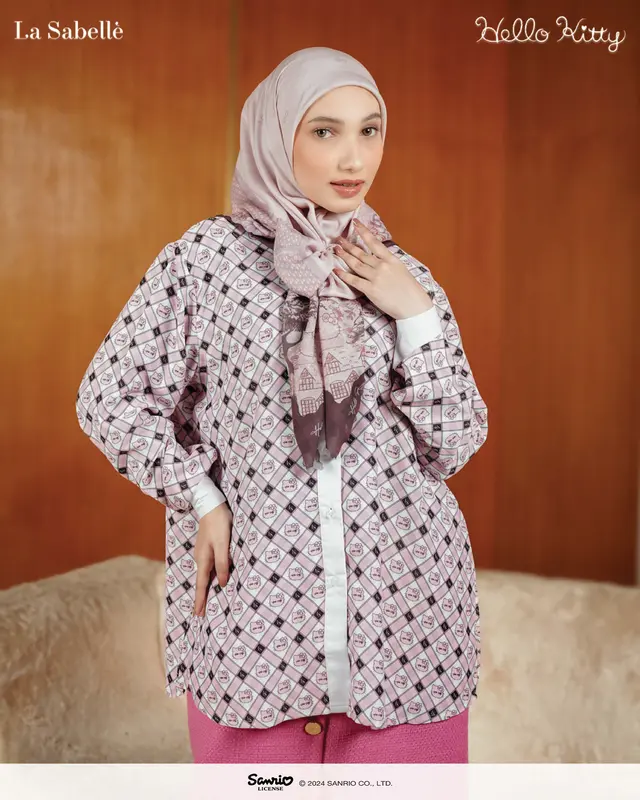 La Sabellè Hello Kitty - Infinite Hearts Blouse Collection (GRD B) 0