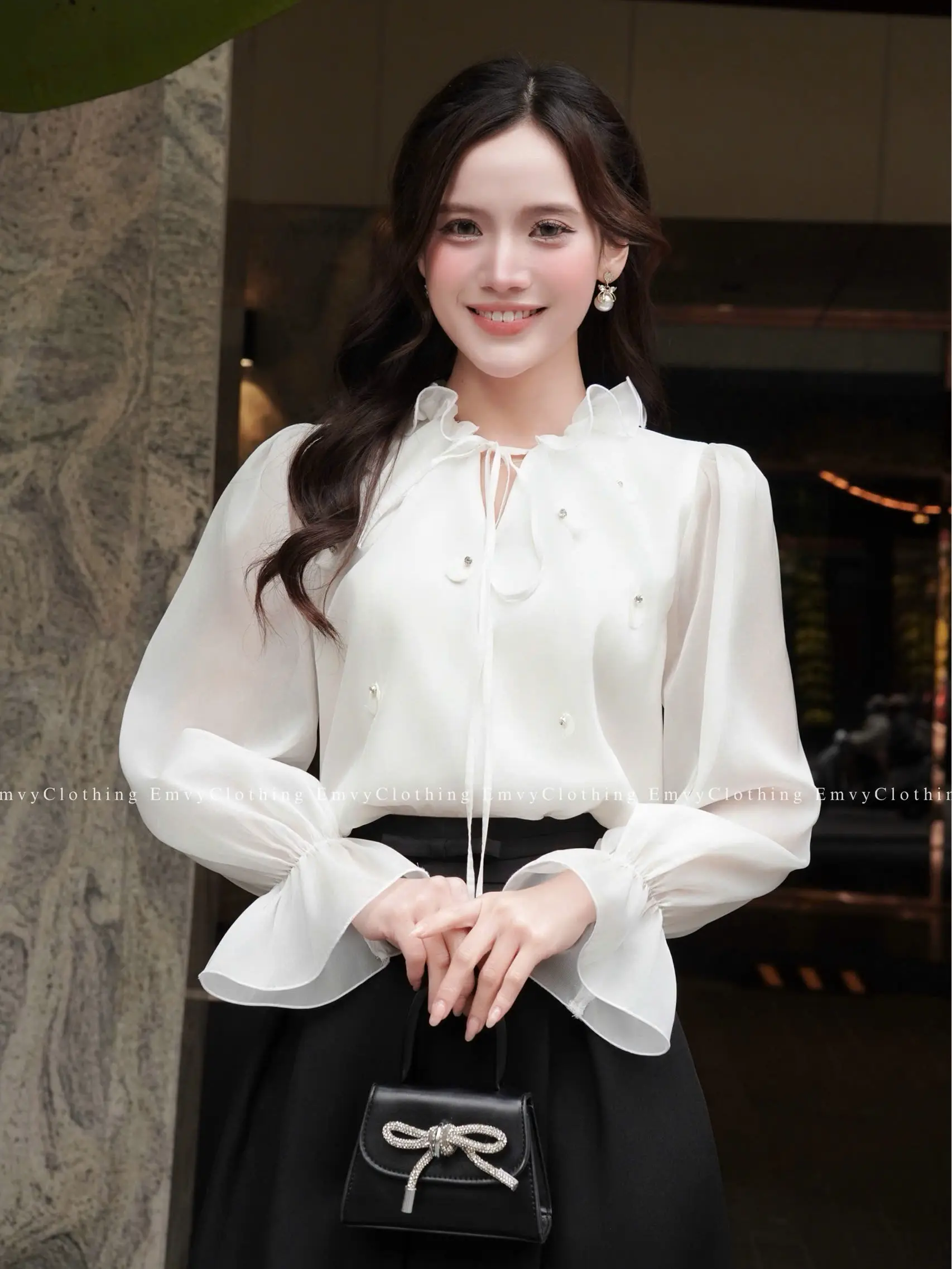 [Deal Mở Bán] Áo sơ mi nữ thiết kế cổ bèo tiểu thư sang chảnh phối chân váy dài thanh lịch Emvy Clothing EV132 | BigBuy360 - bigbuy360.vn