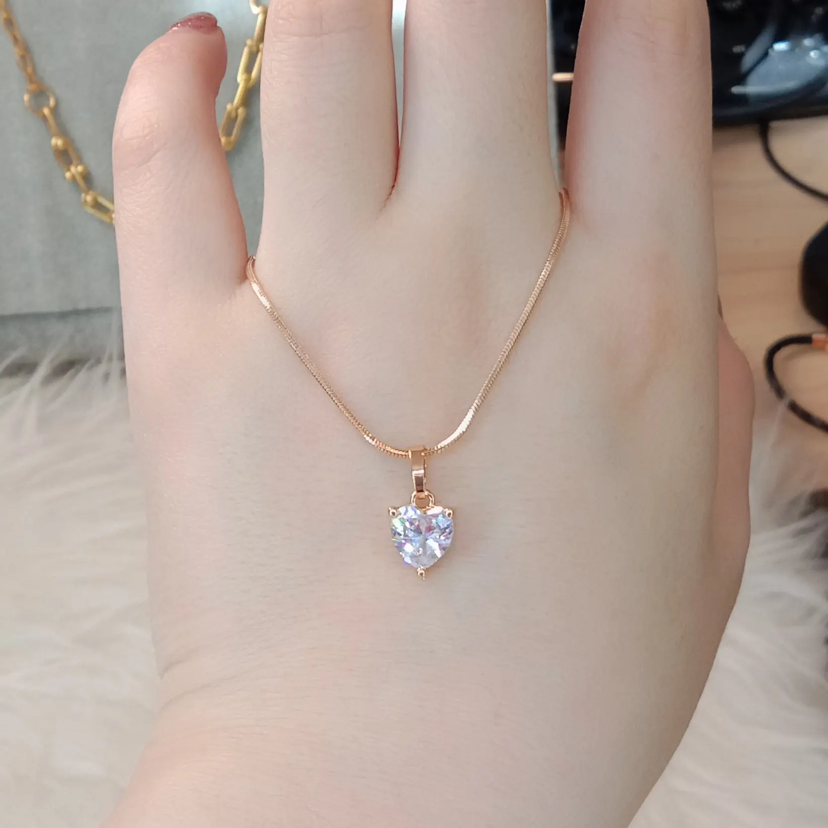 [ Beli 2 Produk Apapun Gratis 1 ] La Vienne Kania - Kalung Liontin Titanium Wanita Anti Karat Korea Style - Perhiasan Aksesoris Mewah Elegan Simple Daily