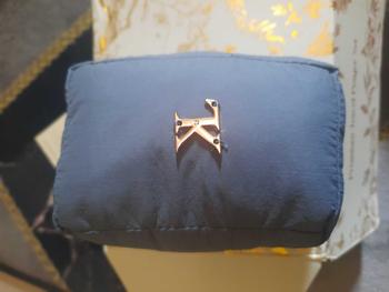 Product Review of Alula Travel Prayer Set | Mukena Mini Travel Premium by Kallia | Packaging with box from D**e J**a 0