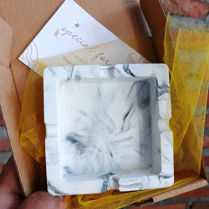 Kado Custom Kata-Kata untuk kado hampers gift card pada motif kotak marmer Souvenir 3