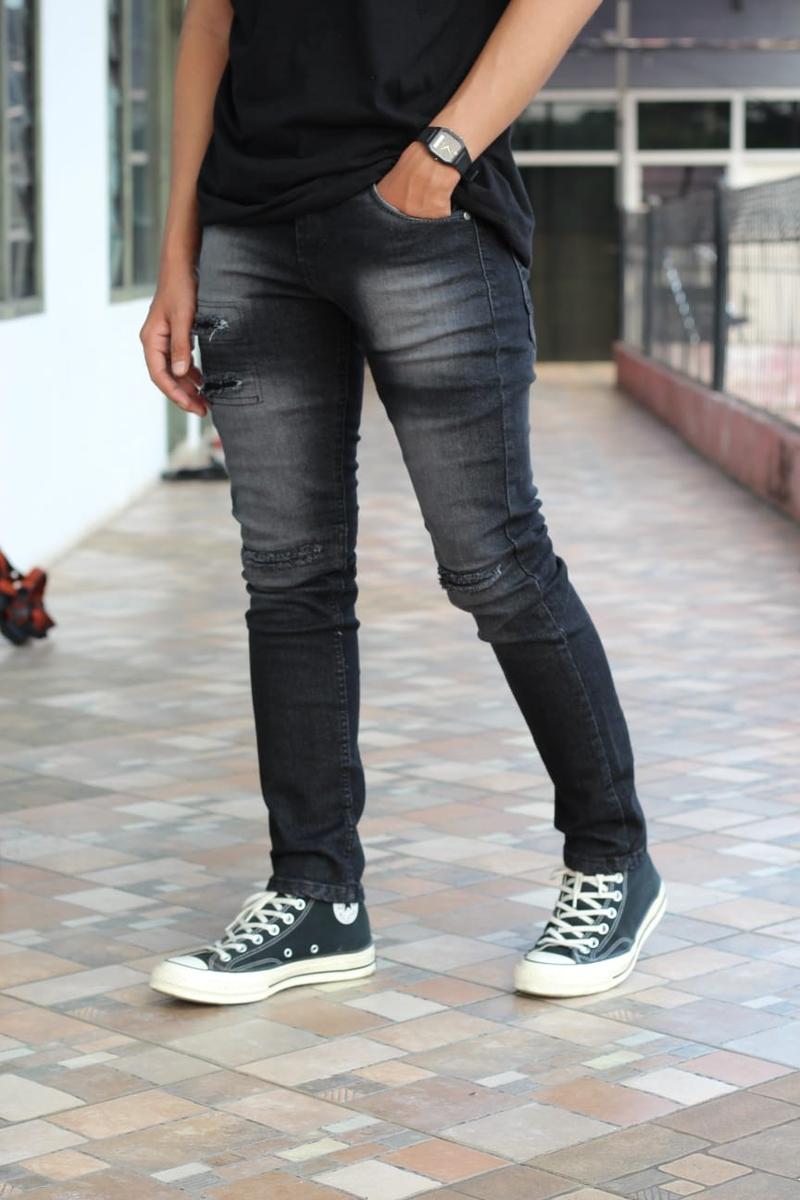 Product Introduction of celana jeans panjang hitam sobek distro slimfit Pria Denim Skinny Hitam 2