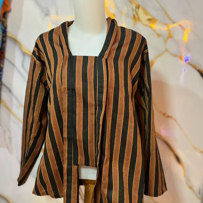 Baju adat/Lurik Gratis Blangkon Pria/Wanita Kebaya Jawa Solo-Jogja Atasan Kondangan Dewasa Panjang Batik Katun Motif 1